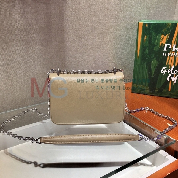 ����� ���ǾƳ� ũ�ν��� 1BD032-A-2