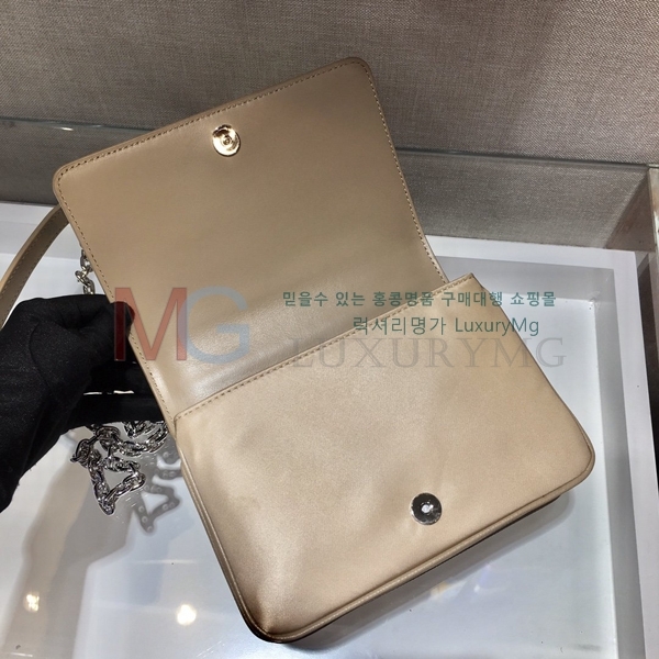 ����� ���ǾƳ� ũ�ν��� 1BD032-A-2