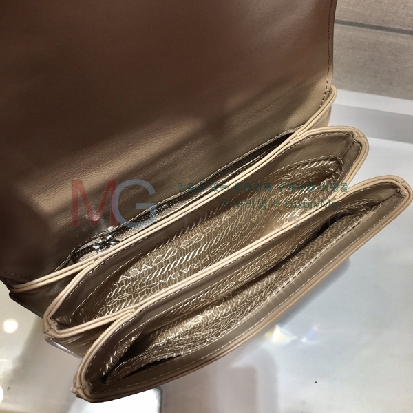 ����� ���ǾƳ� ũ�ν��� 1BD032-A-2