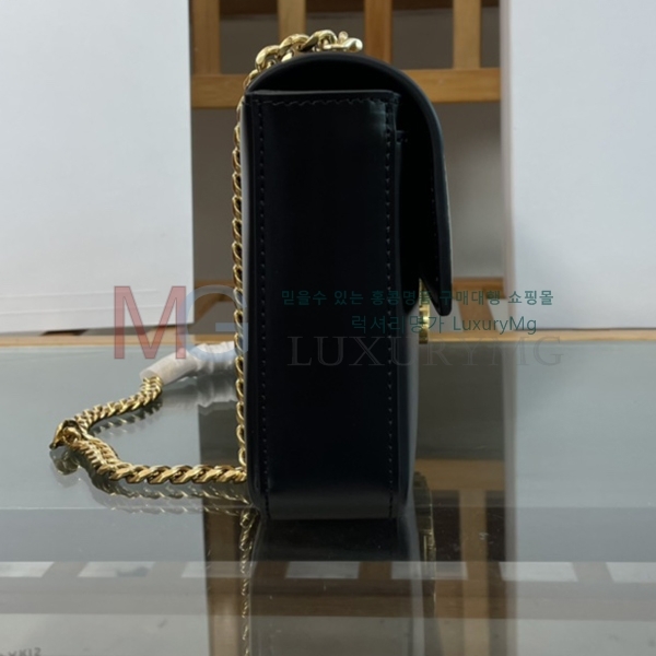 ������ Ʈ������ ����� 191142-A-2