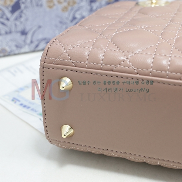 ��� ���̵�� �̴� 20SS08527-A1-6
