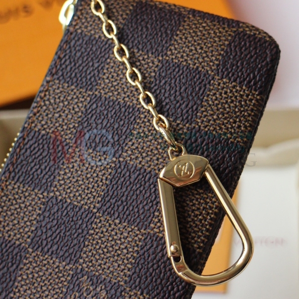 ���̺��� ���׷� Ű�Ŀ�ġ ī������ M62650-A-4
