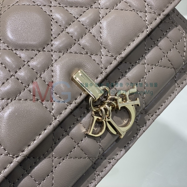 ��� ü�� �Ŀ�ġ 940101-A-3