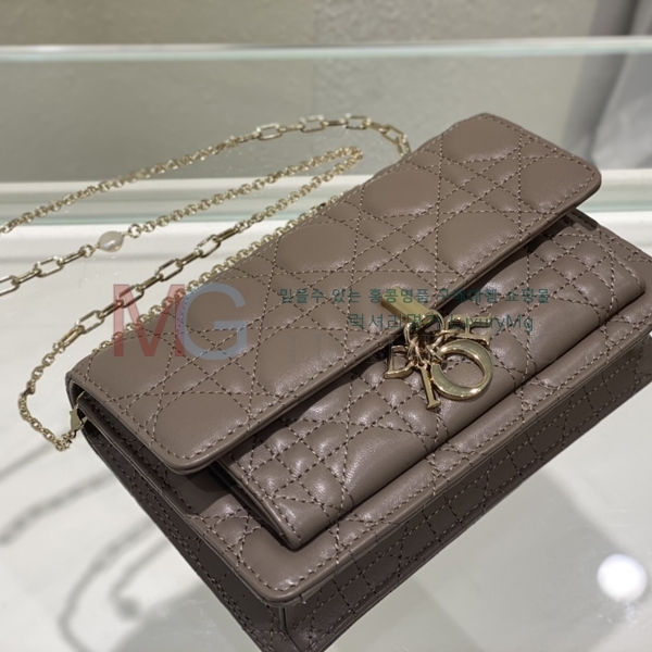 ��� ü�� �Ŀ�ġ 940101-A-3