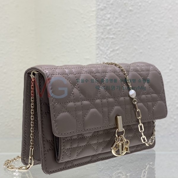 ��� ü�� �Ŀ�ġ 940101-A-3