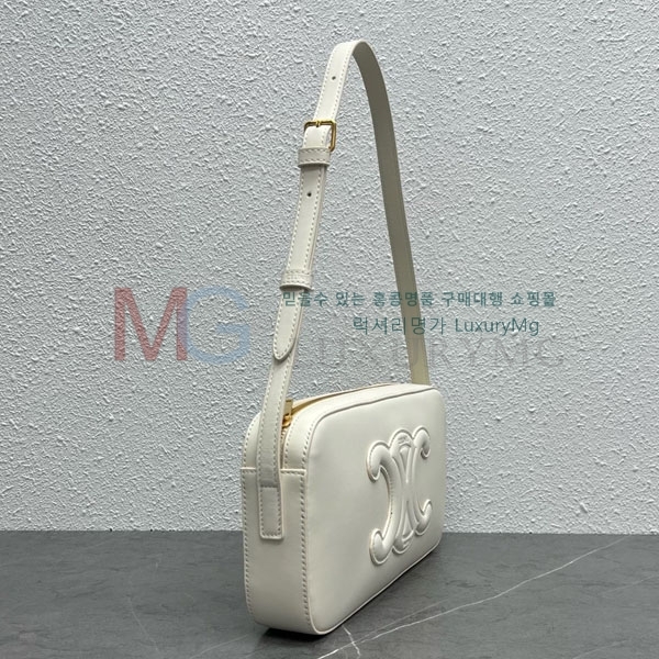 ������ Ʈ������ ī�޶� �� 199183-A-1