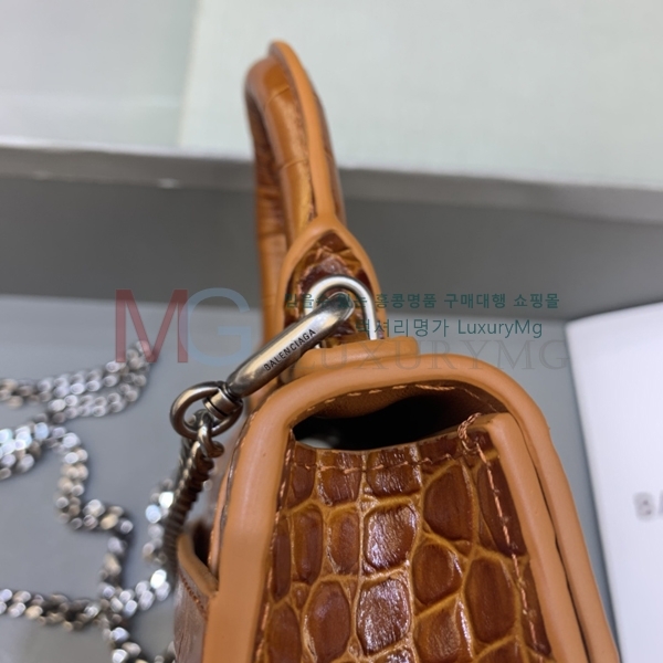 �߷��þư� �̴� ž �ڵ�� 300161-A-11