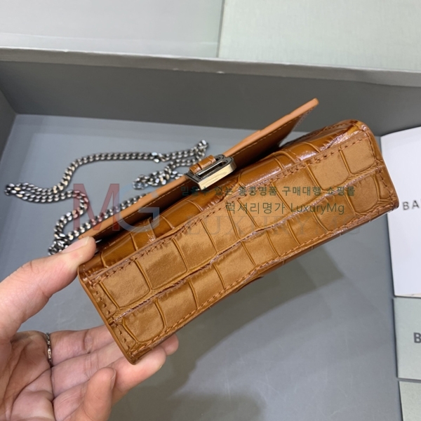 �߷��þư� �̴� ž �ڵ�� 300161-A-11