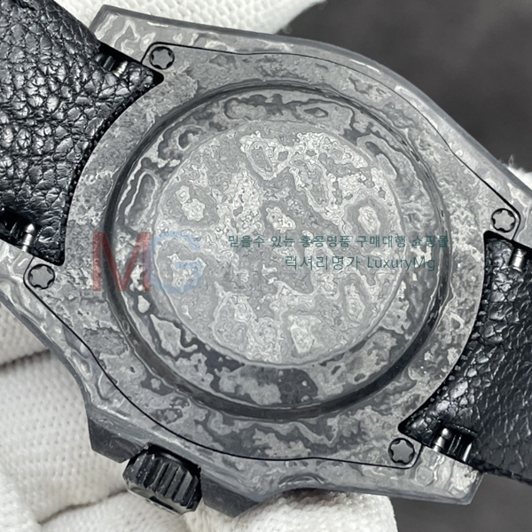 �η��� �Ż� �ð� RM318666-2