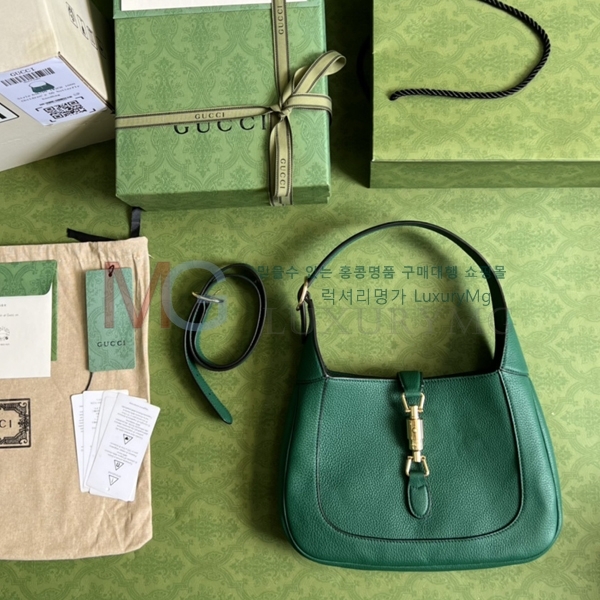 ���� ��Ű ���� ȣ���� 636709-A11-4