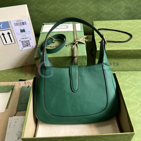 ���� ��Ű ���� ȣ���� 636709-A11-4