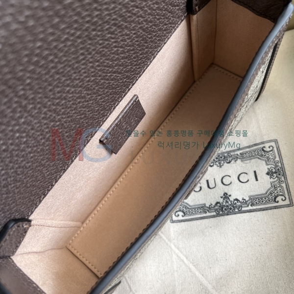 ���� ī�� ����Ʈ ũ�ν��� 700733-A-2