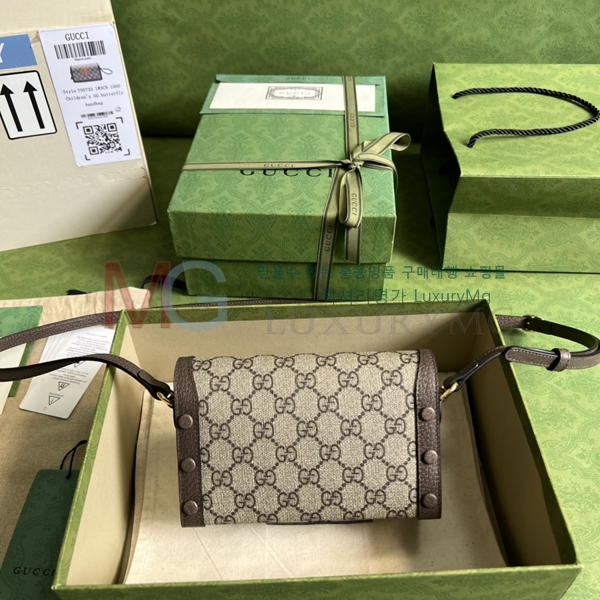 ���� ī�� ����Ʈ ũ�ν��� 700733-A-1