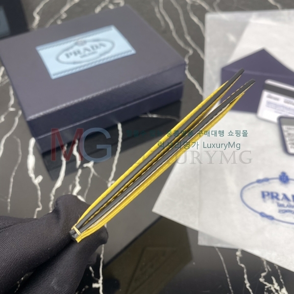 ����� ī������ 2MC223-A11-2