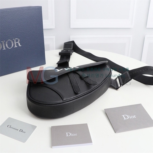 ��� ����� SADDLE 1ADPO093-3