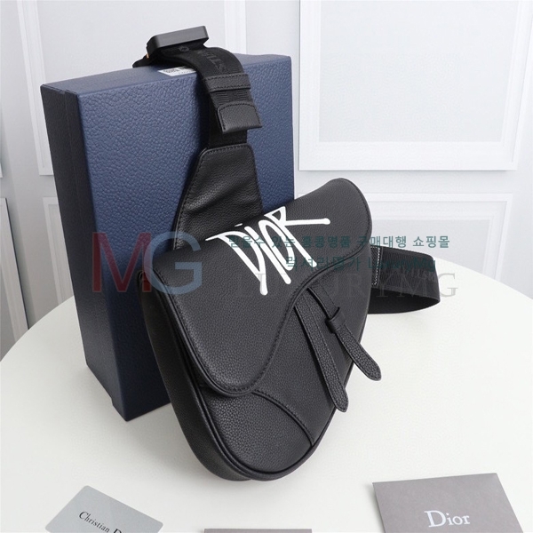 ��� ����� SADDLE 1ADPO093-3