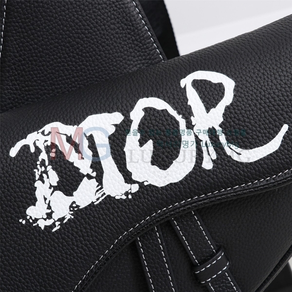 ��� ����� SADDLE 1ADPO093-1