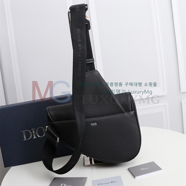 ��� ����� SADDLE 1ADPO093-1