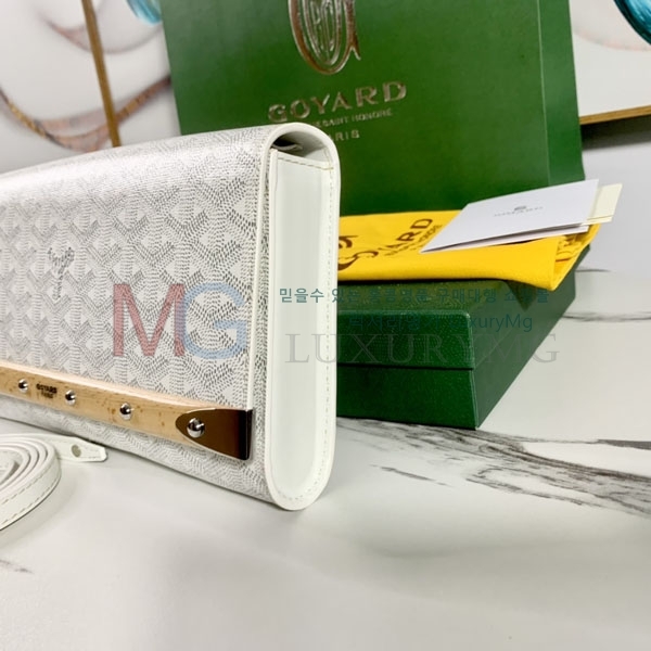 ���ߵ� ����ī���� Ŭ��ġ�� GY33501-A-1
