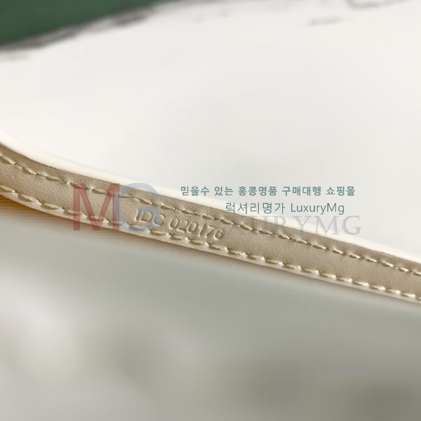 ���ߵ� ����ī���� Ŭ��ġ�� GY33501-A-1