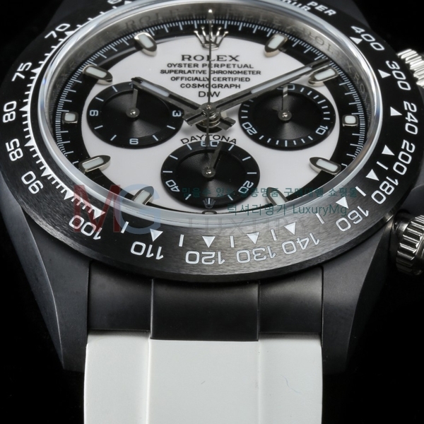 �η��� �����䳪 �ڽ���׷��� AET �ð� VR210870-4 40MM