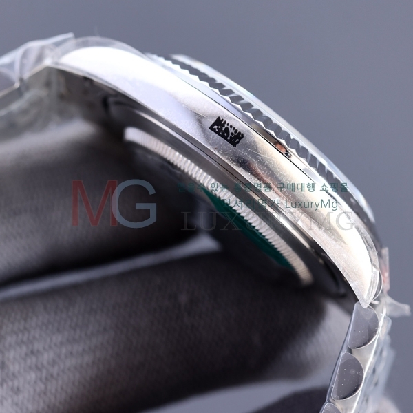 �η��� ��������Ʈ �ð� R136600-4 41mm