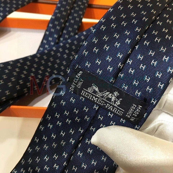 �����޽� ��Ÿ�� HEN23367-1