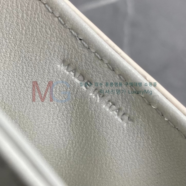 ������ �̴� ����ü Ʈ������ 10L063-A-5