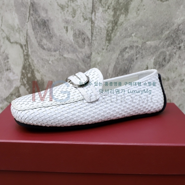 ��󰡸� ���� JH002634