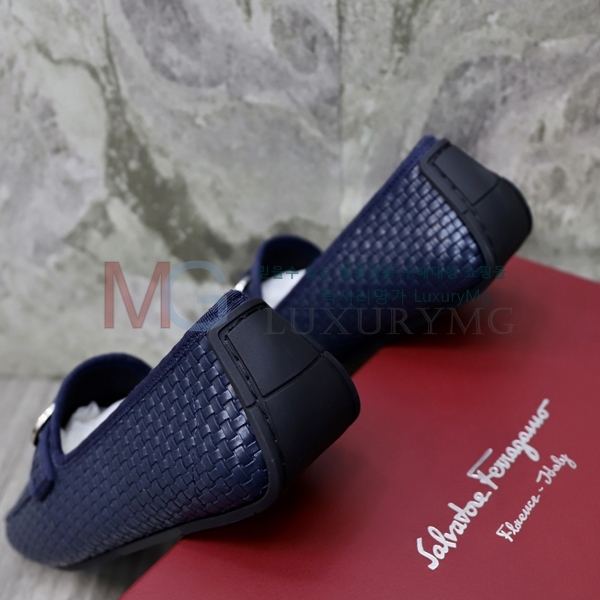 ��󰡸� ���� JH002634-1