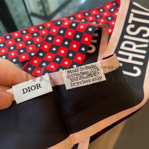 ��� Ʈ���� DI256815-1