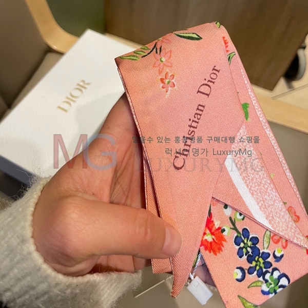 ��� Ʈ���� DI25124