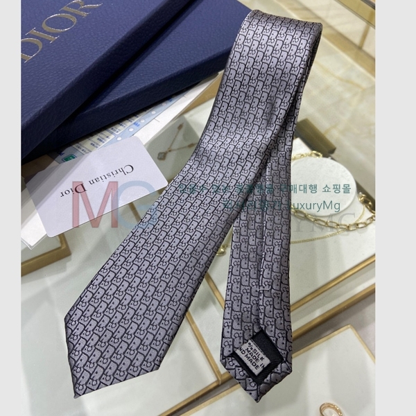 ��� ��Ÿ�� HE27691-1