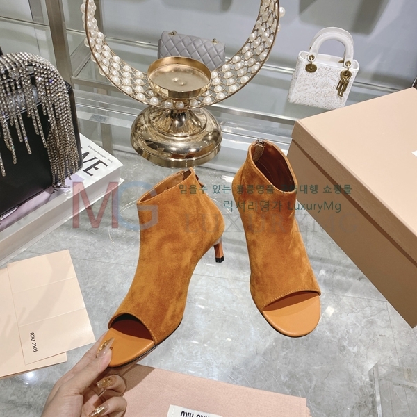 �̿�̿� ���� ME605884-4