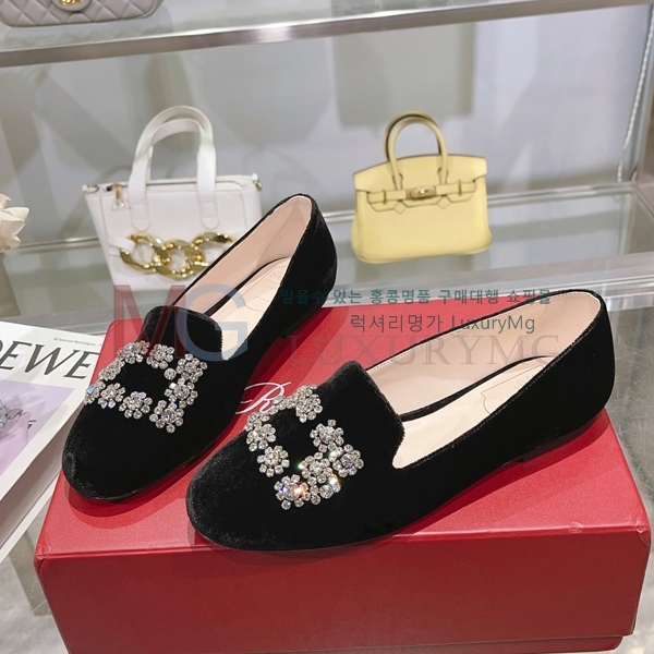 ������� ���� RV10035