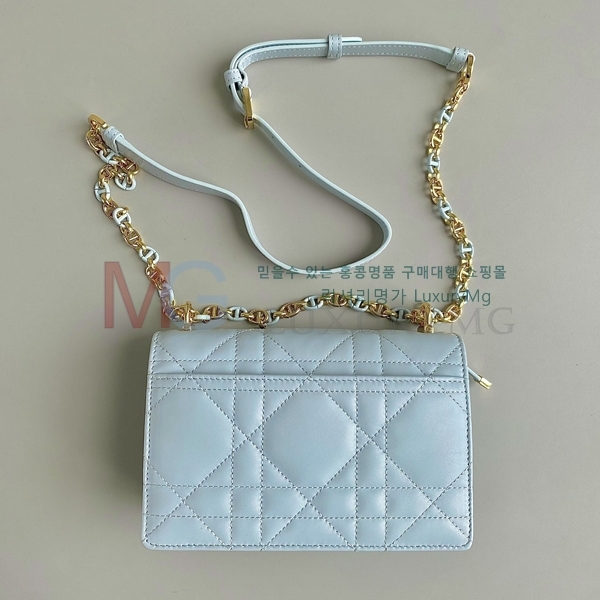 ��� �̽� ī�� �̴Ϲ� M65533-100