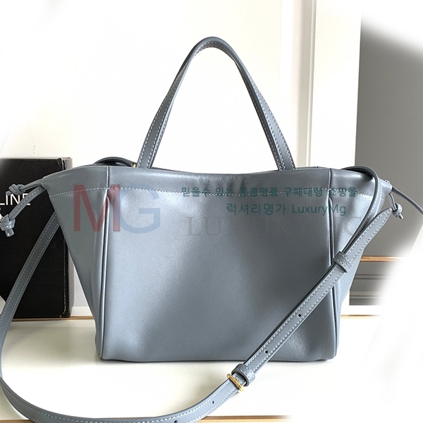 ������ ī�ٽ� ��ο콺Ʈ�� Ʈ������ �� 111013-A-5