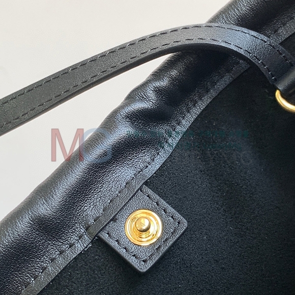 ������ ī�ٽ� ��ο콺Ʈ�� Ʈ������ �� 111013-A-2