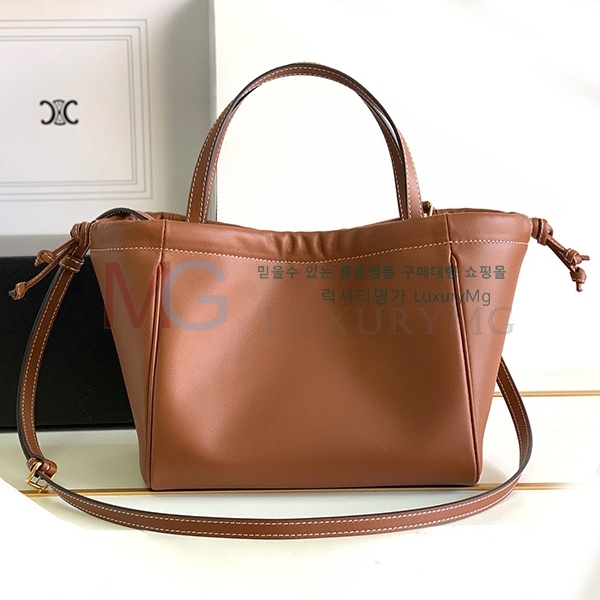 ������ ī�ٽ� ��ο콺Ʈ�� Ʈ������ �� 111013-A-3