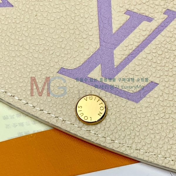 ���̺��� ���и� ���� ������ M82341-3