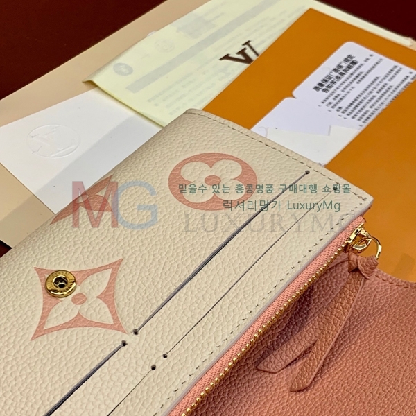 ���̺��� ���и� ���� ������ M82341-4