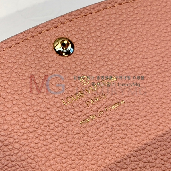 ���̺��� ���и� ���� ������ M82341-4