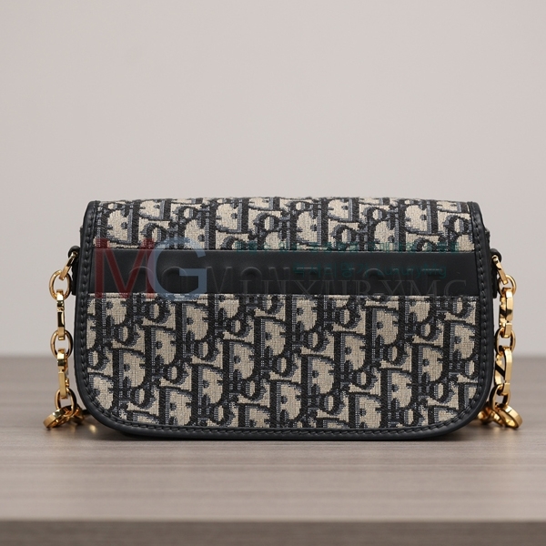 ��� 30 ������ ���� �� M22722-4