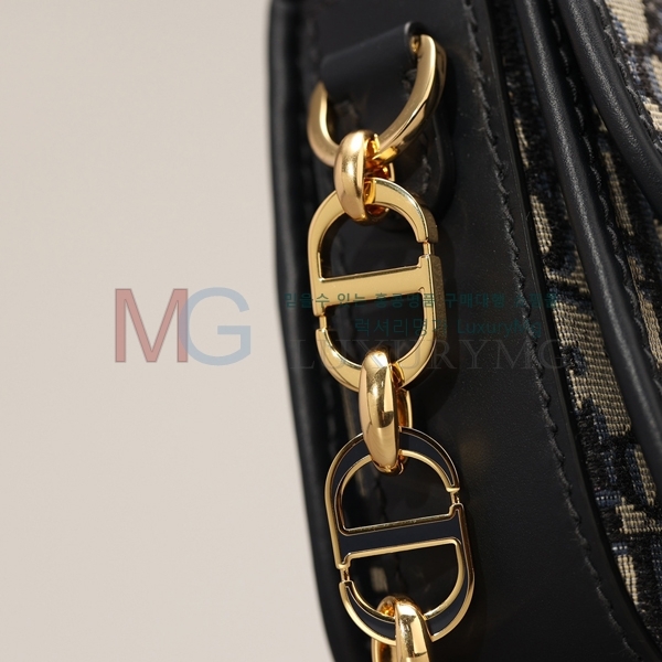 ��� 30 ������ ���� �� M22722-4