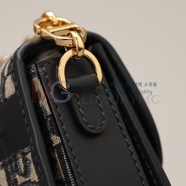 ��� 30 ������ ���� �� M22722-4