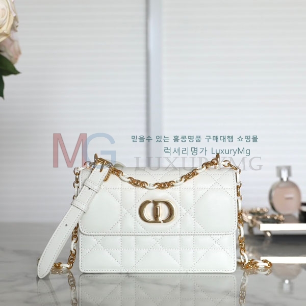 ��� �̽� ī�� �̴Ϲ� M226040-1