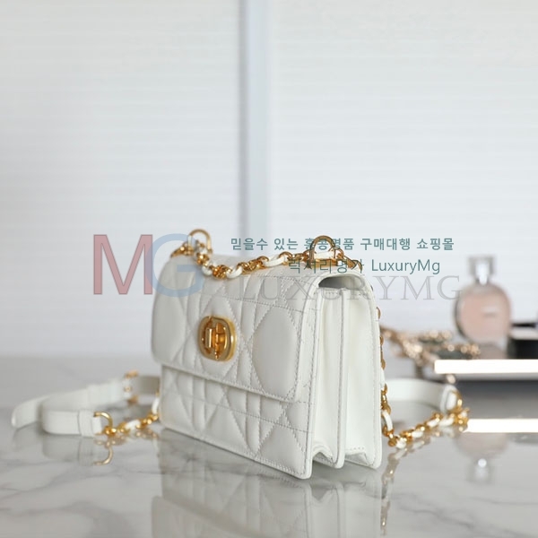 ��� �̽� ī�� �̴Ϲ� M226040-1