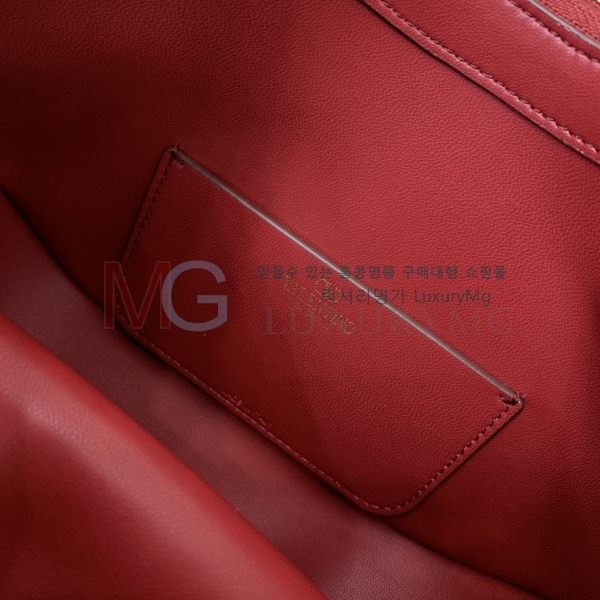 �߷�Ƽ�� ���̷ΰ� �� �̴� ȣ���� V0096-3