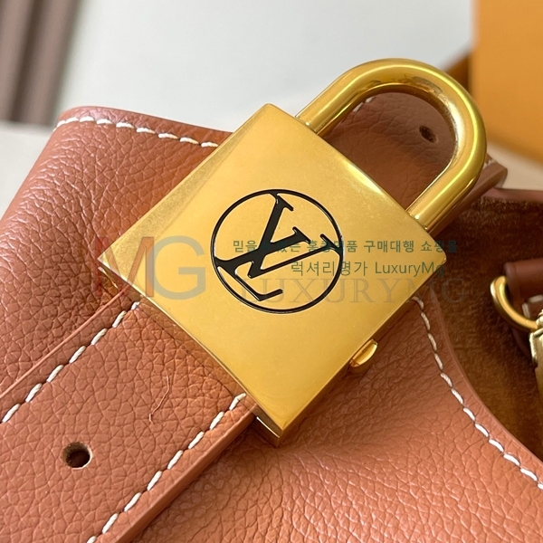 ���̺��� �ο� Ű ȣ���� PM M25354-102