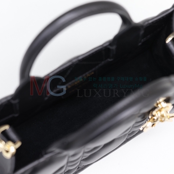 ��� �̴� �� ��Ʈ�� M557773-10
